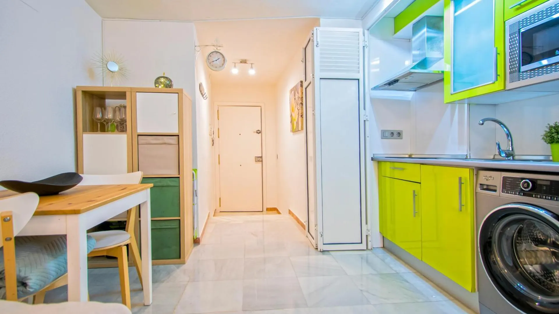 Apartment Acogedor Y Coquetisimo Apartamento De Diseno Muy, Muy, Muy Centrico Seville